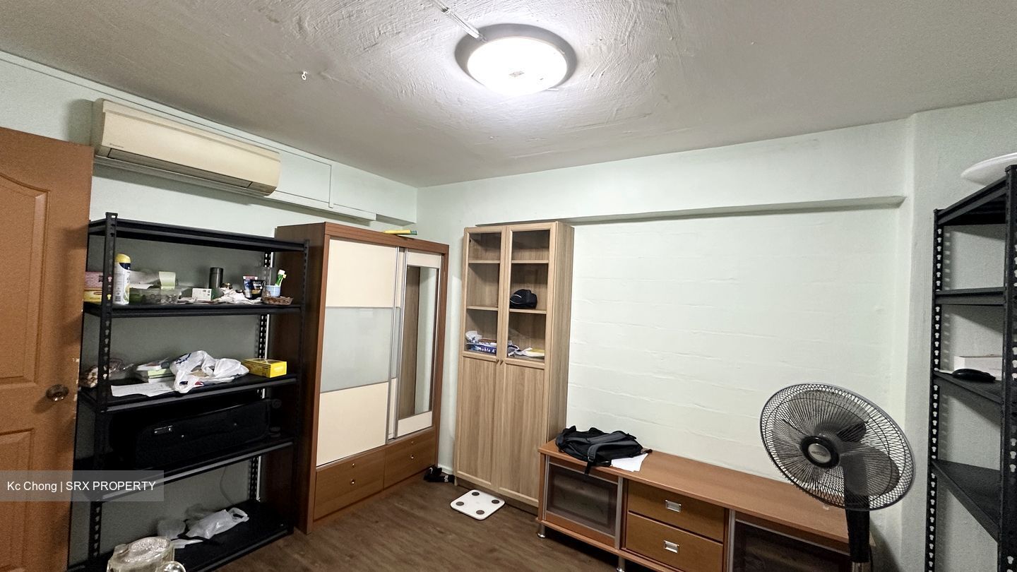 Blk 20 Dover Ville (Queenstown), HDB 3 Rooms #586295431